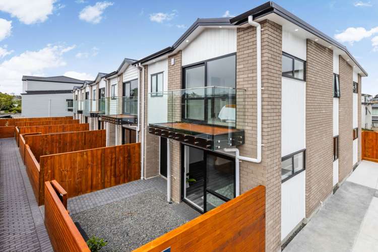 7 Gladfield Lane Te Atatu Peninsula_13