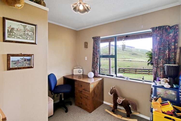 631 Waitohu Valley Road Manakau_11