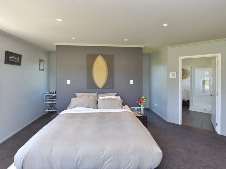 2/197 Lawford Road West Melton_8