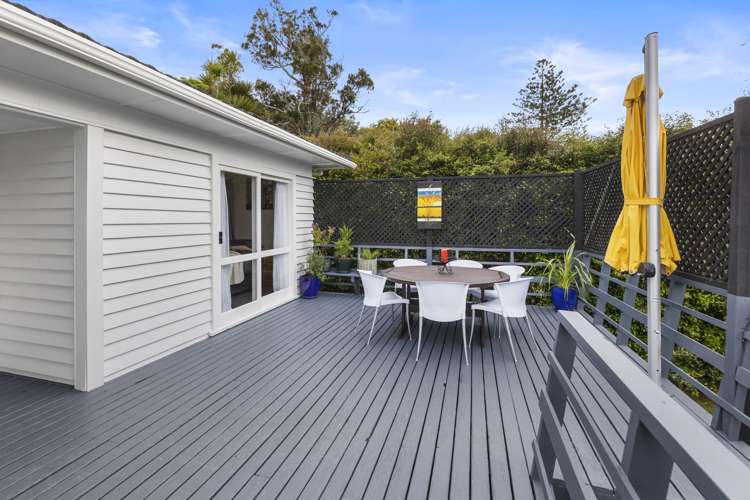 61A West Lynn Road Titirangi_17