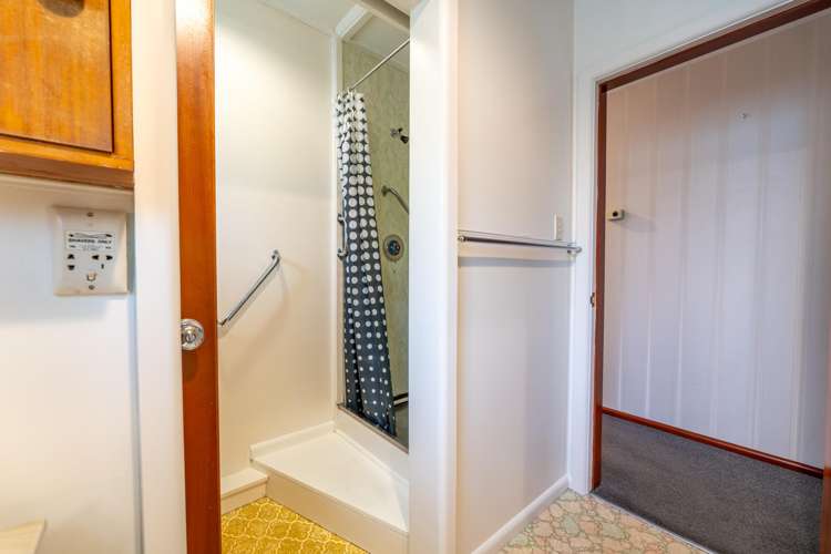 16 Miro Street Glenwood_12