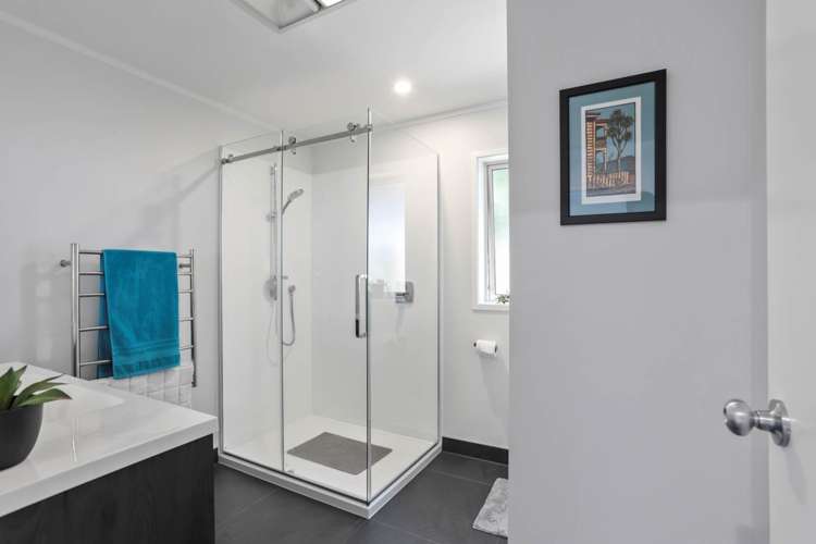 5 Taitua Drive Te Atatu South_33