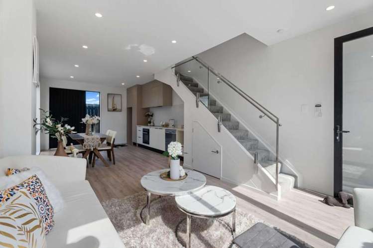 4/10 Hutchinson Road 1648_2