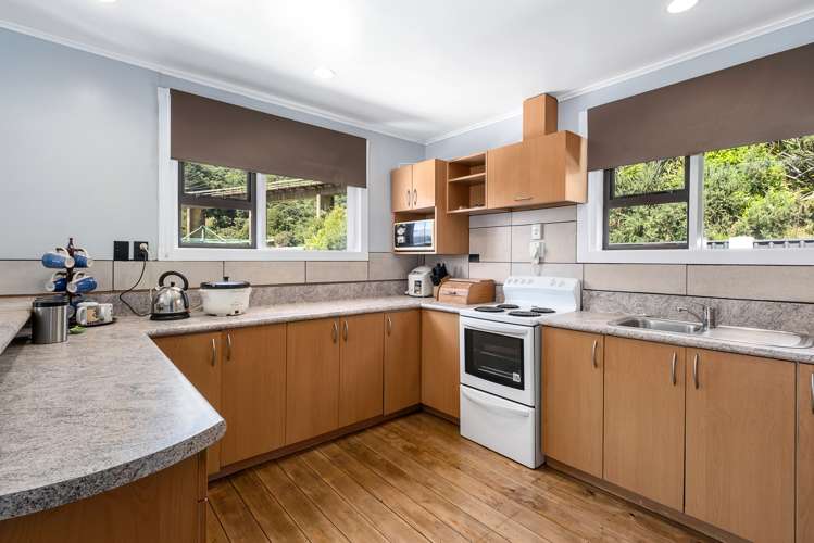 76 Devon Street Picton_8