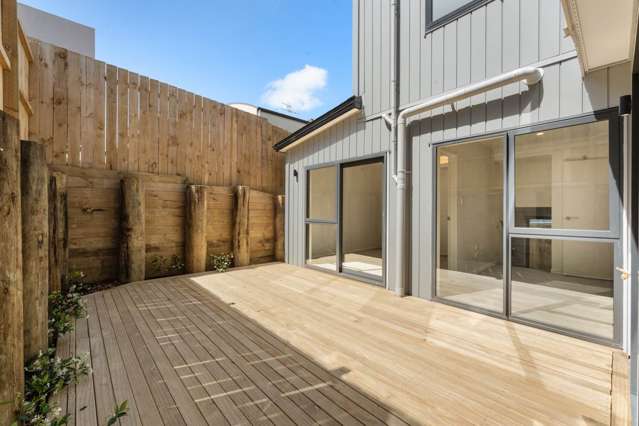 1594C Dominion Road Extension Mt Roskill_2