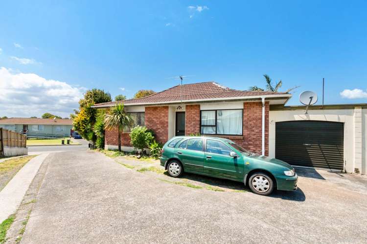 1/6 Kennington Drive Clendon Park_7