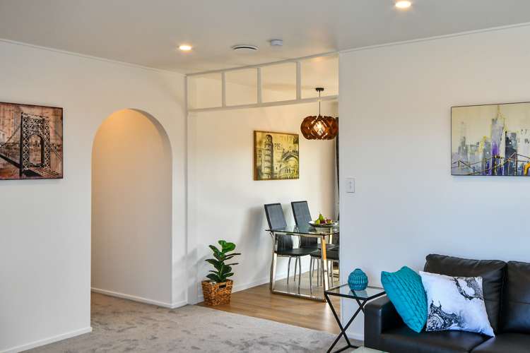 38 Diorella Drive Clover Park_16