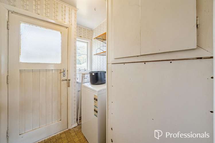 12 Miles Crescent Wainuiomata_16