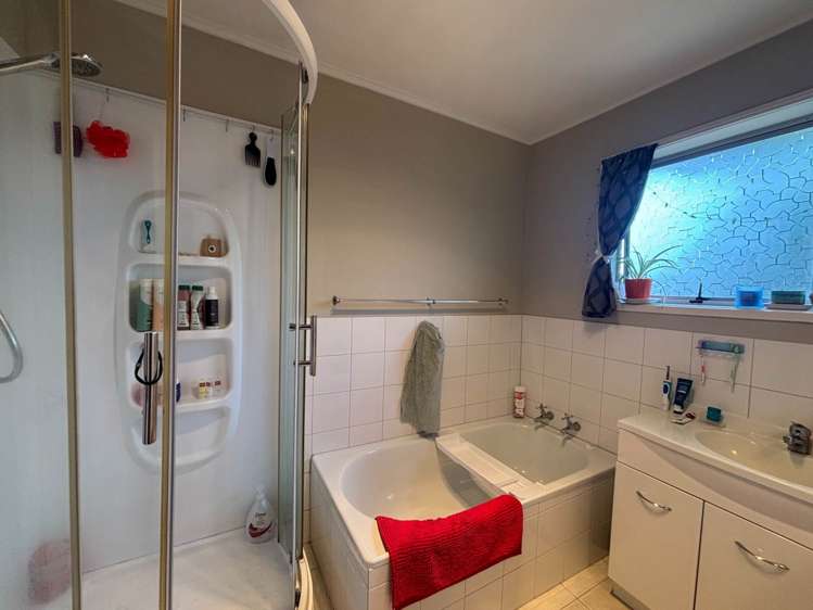 1/111 Florence Avenue Orewa_12