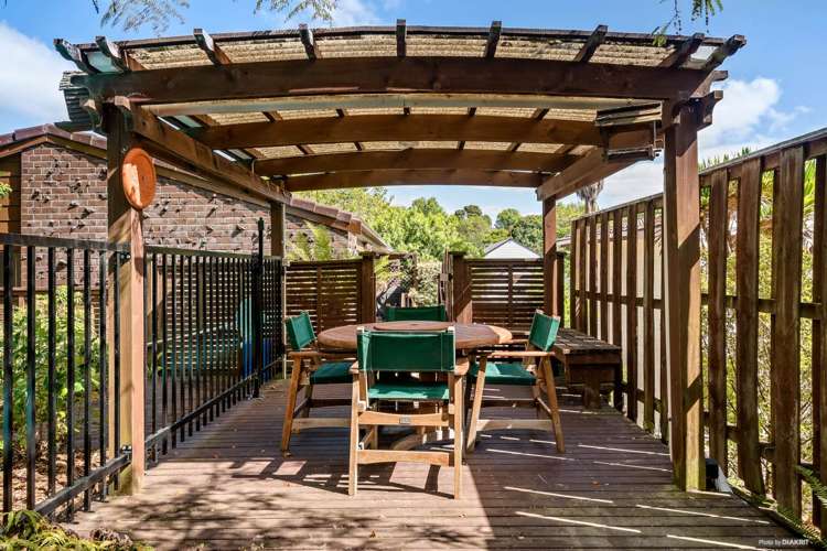 19 Palliser Lane Browns Bay_11