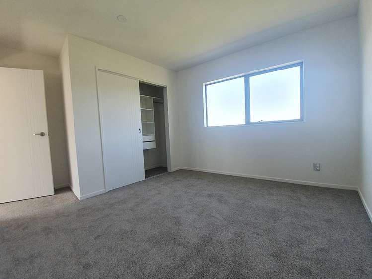 B/24 Castledine Crescent 10026_7