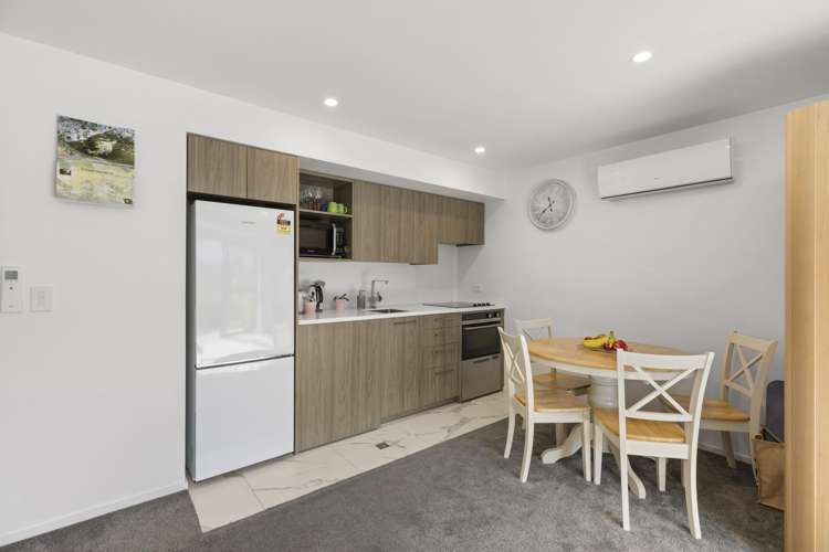 2/489 Selwyn Street_2