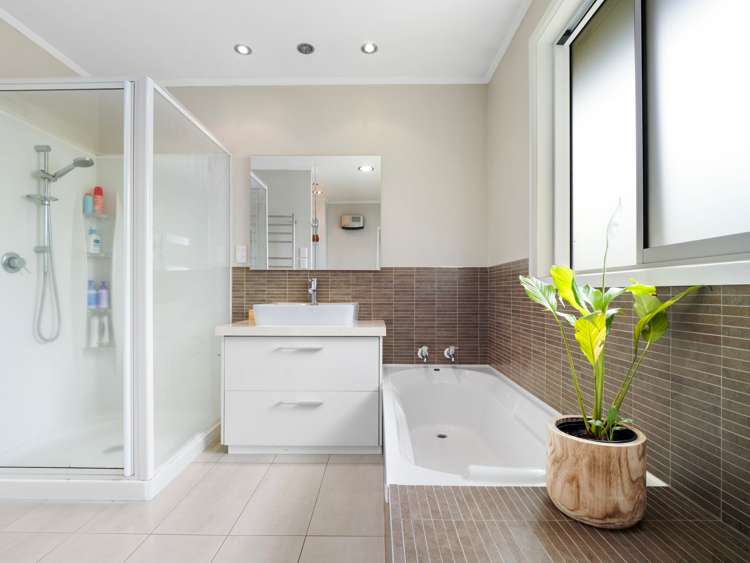 5 Darroch Street Fairy Springs_20