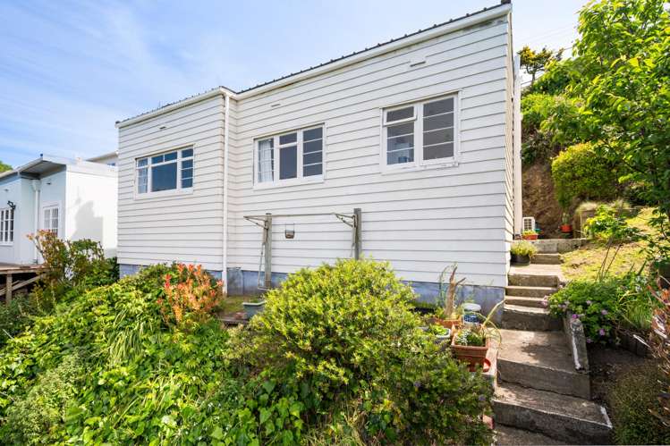 76 Maupuia Road Maupuia_13