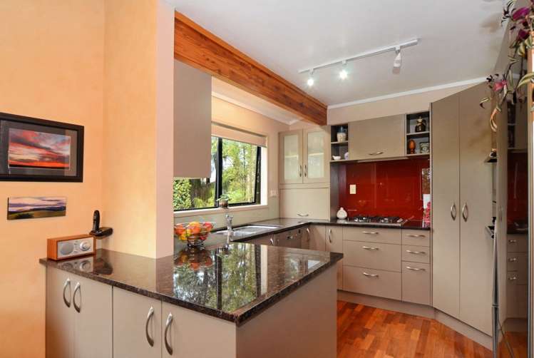 30 Longfellow Parade Glen Eden_7