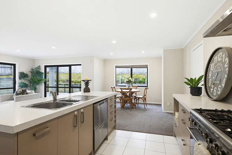 3 Nelson Avenue Aotea_6