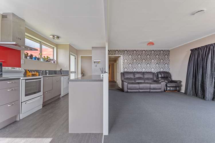 24 Montjoy Street Stratford_8