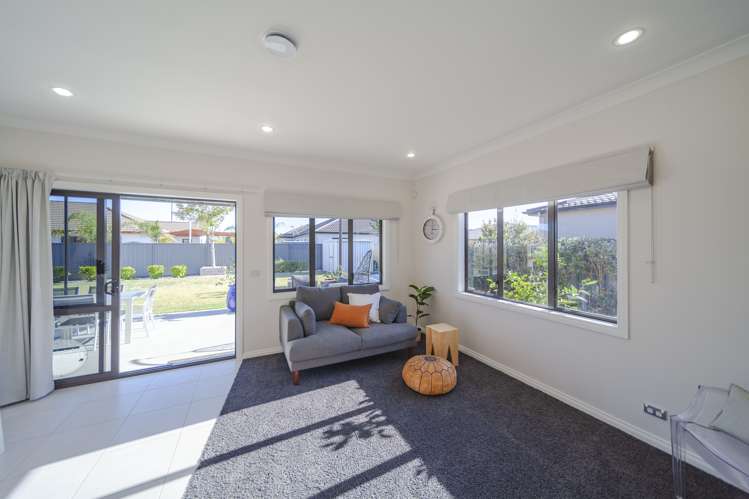 5 Portland Place Poraiti_6