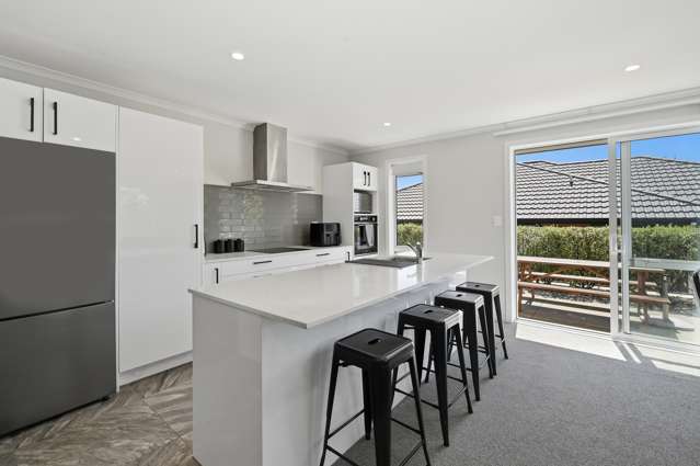 4 Ratahi Way Omokoroa_1