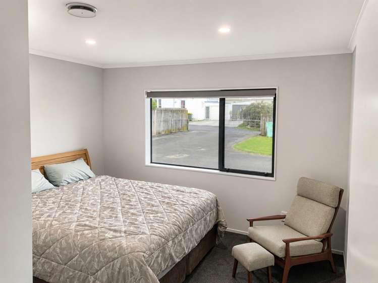 109 Edinburgh Street Pukekohe_4