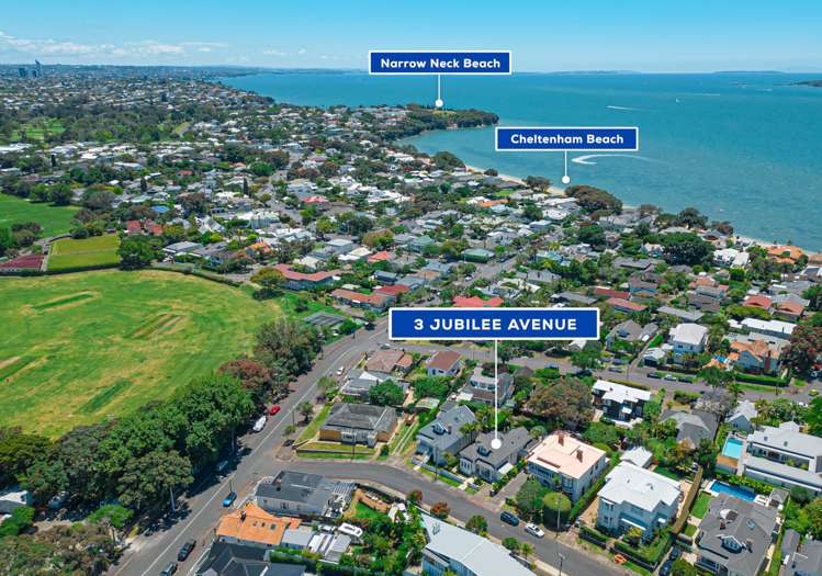 3 Jubilee Avenue Devonport_37