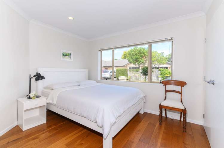 44/1 Piriti Drive Te Atatu Peninsula_11