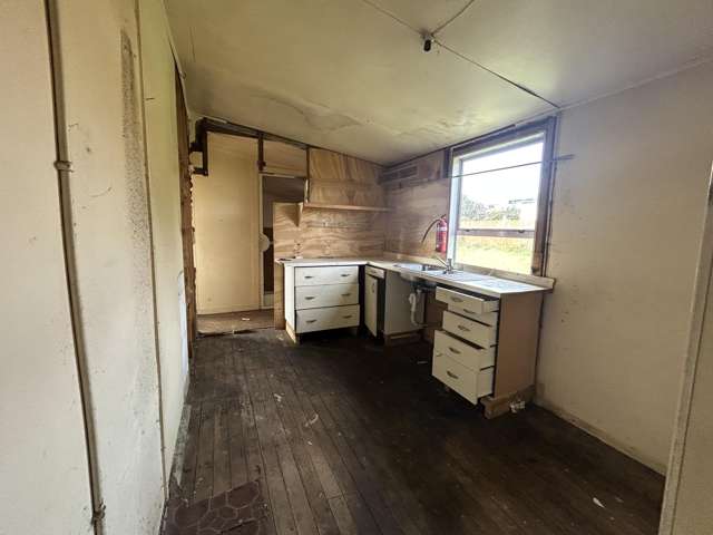 298 Gore Street Bluff_4