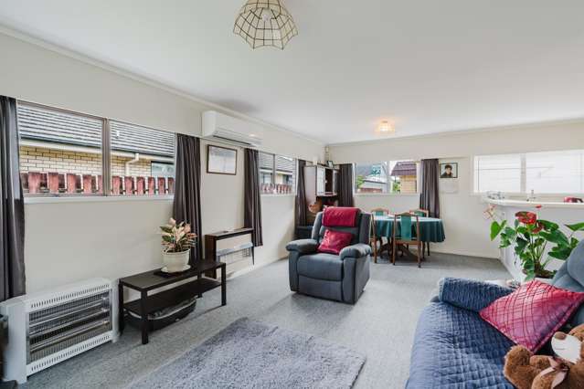 4/1 Saint Olpherts Avenue Hamilton East_2