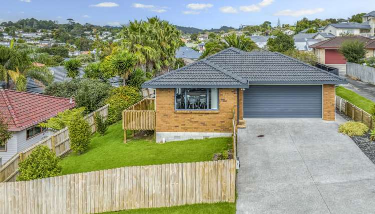 2 Plumstead Rise Glen Eden_0