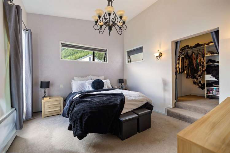 40 Dart Place Fernhill/Sunshine Bay_13