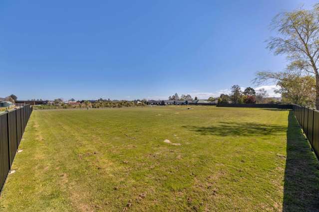 Constitution Avenue Milton_3