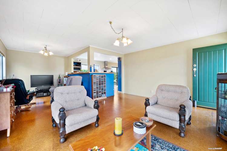 89 Burundi Avenue Clendon Park_6