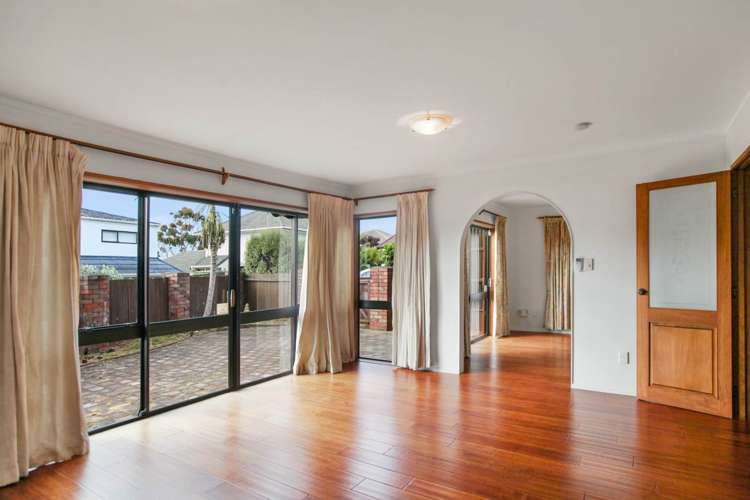 1/12 Charles Fox Place Saint Johns_5