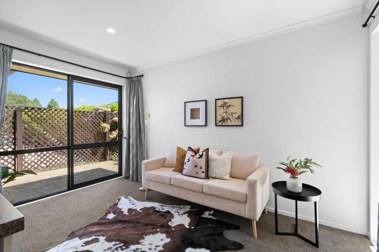 4 Lightning Close Wigram_7