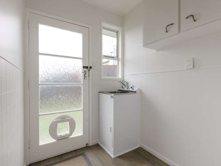 18 Captain Scott Road Glen Eden_7