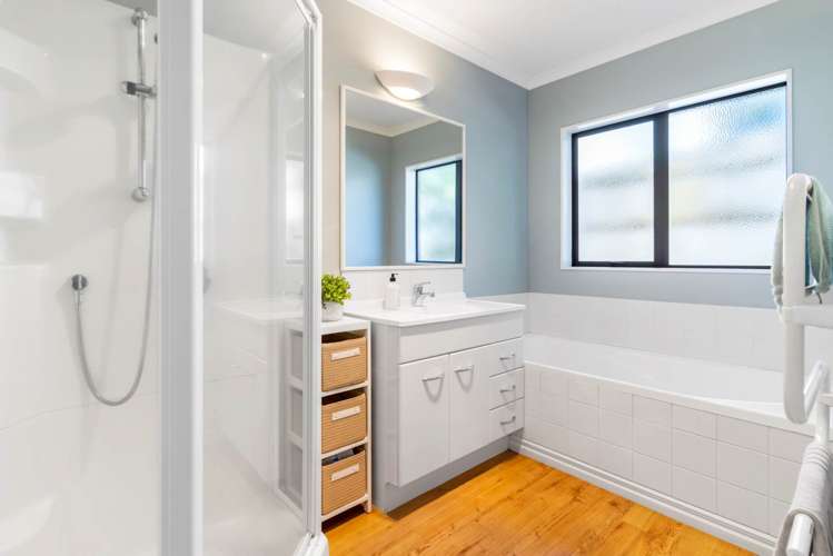 28 Chieftain Rise Goodwood Heights_8