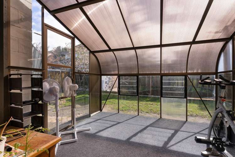 1/67a Woolfield Road Papatoetoe_9