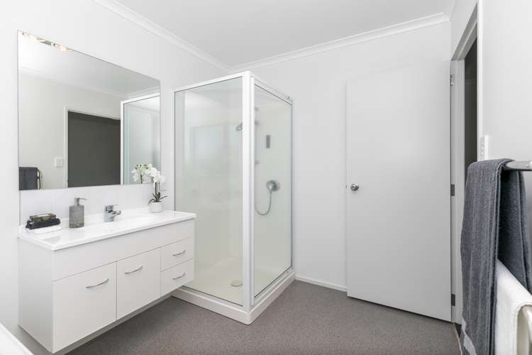 3 Bishopsworth Way Huntington_16