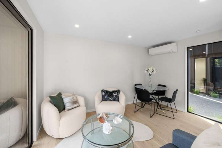 2/9 Innes Road 1544_2