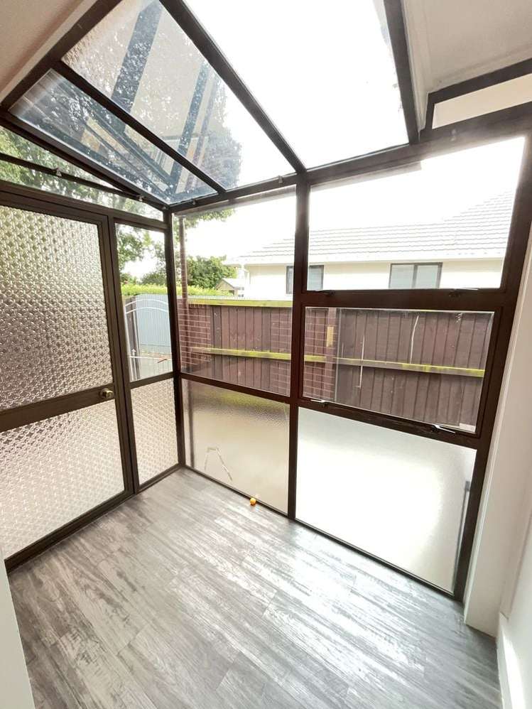 10 Oakhurst Place Russley_6