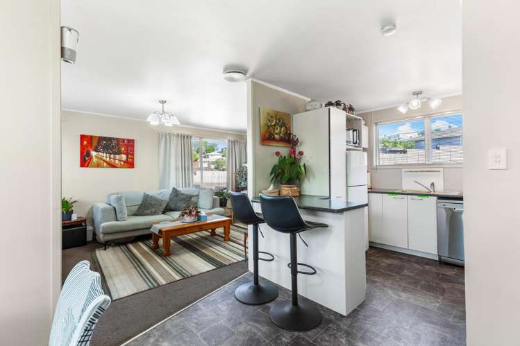 27 Clyma Place Massey_14