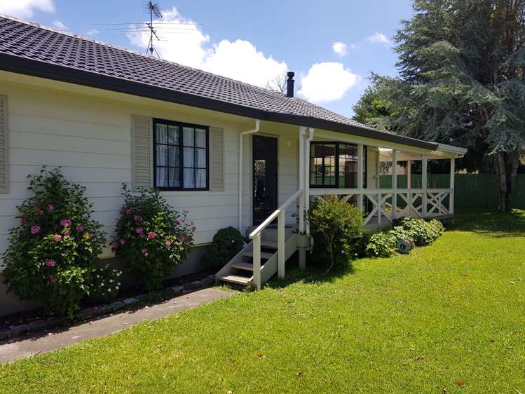 17 Sunningdale Street Wattle Downs_0