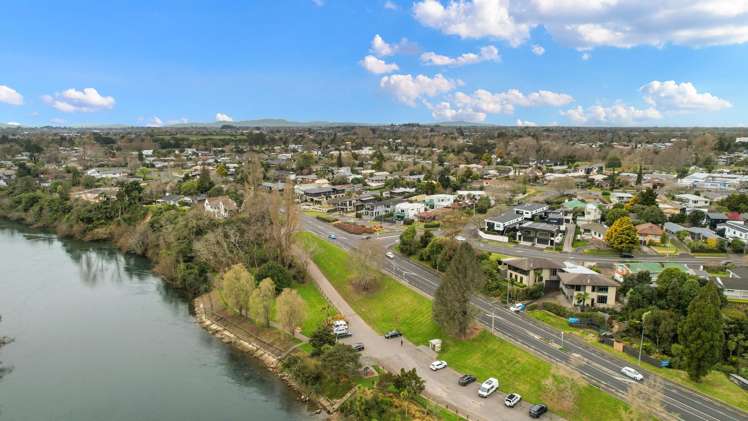 2 Comries Road Chartwell_33