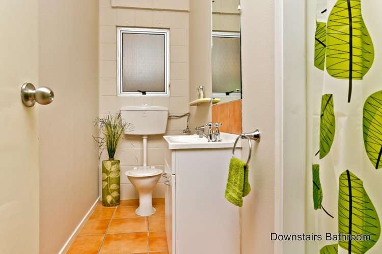 1/22 Flavia Close Torbay_17