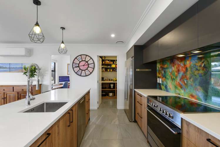 11 Suffolk Drive Kirwee_10