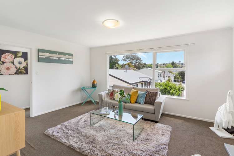 1/79 Marlborough Avenue Glenfield_8