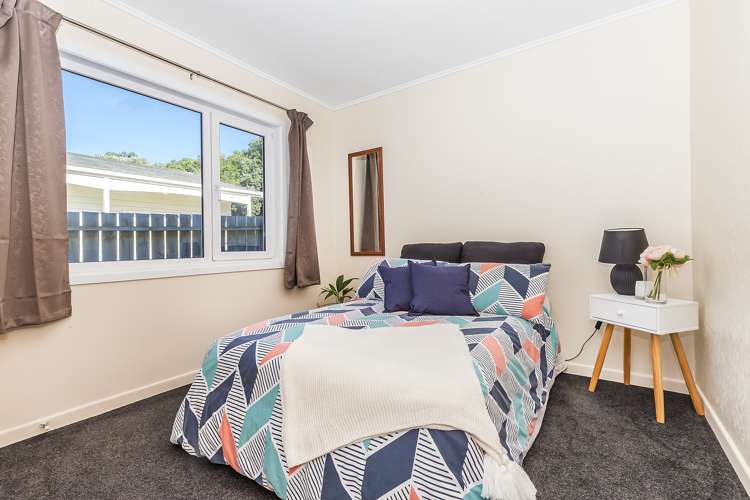 72 Akaroa Drive Maupuia_11