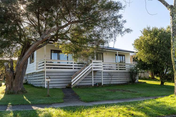 39 Splitt Avenue Glenview_14