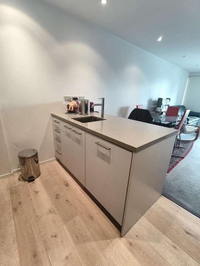 8 Airedale Street 10015_2