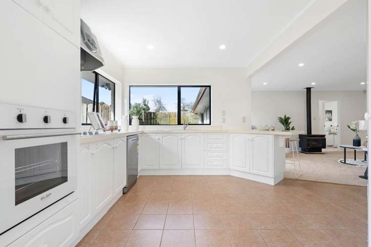 26 Summermist Drive Northpark_9